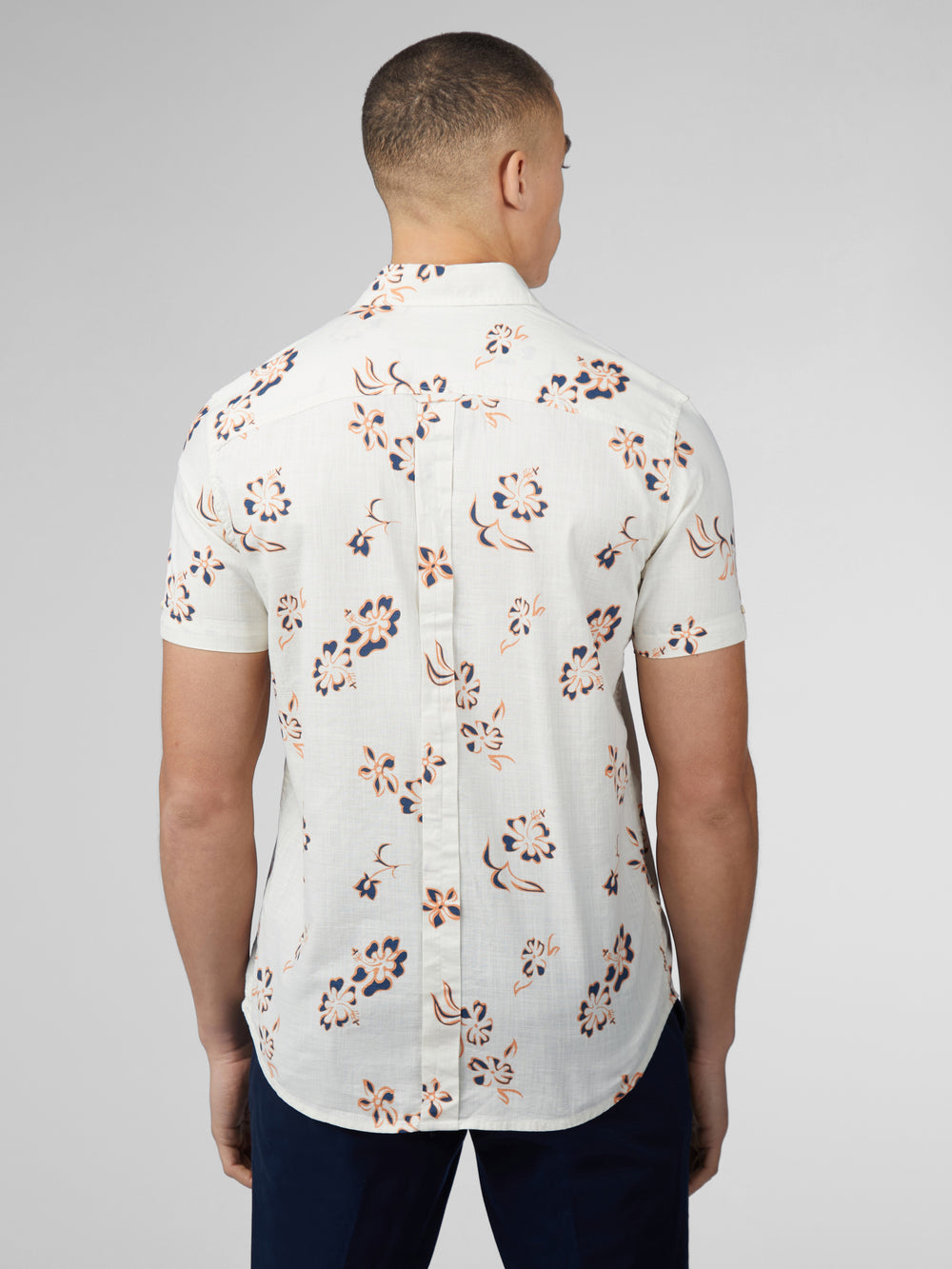 Ben Sherman Signature Linear Floral Skjorte Hvite | ZO7345296